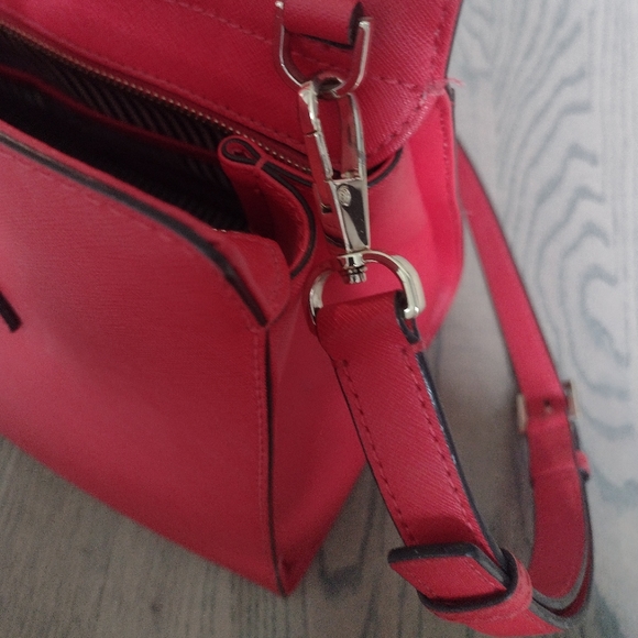 Red Kate Spade bag - Picture 5 of 6